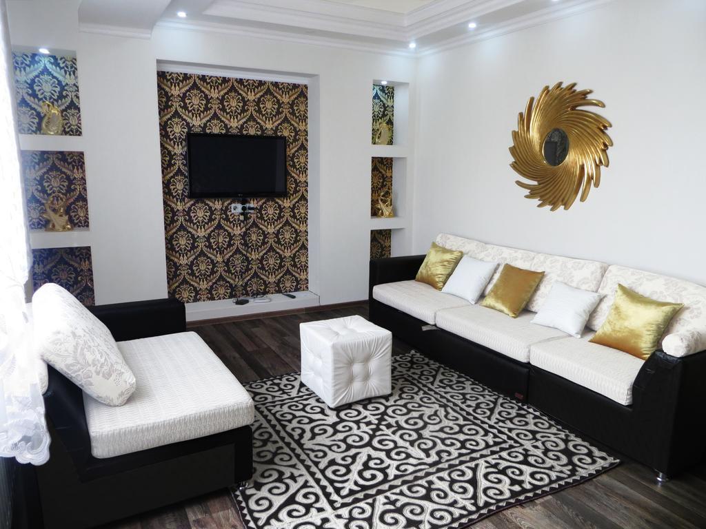 Maximus Apartament Bishkek Ngoại thất bức ảnh