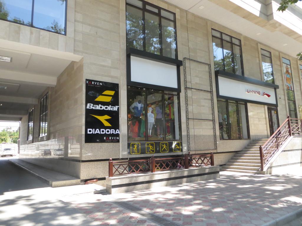 Maximus Apartament Bishkek Ngoại thất bức ảnh